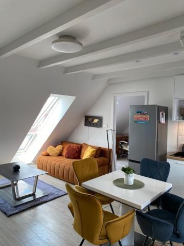 R77 Apartment Downtown - Penthouse 부다페스트 외부 사진