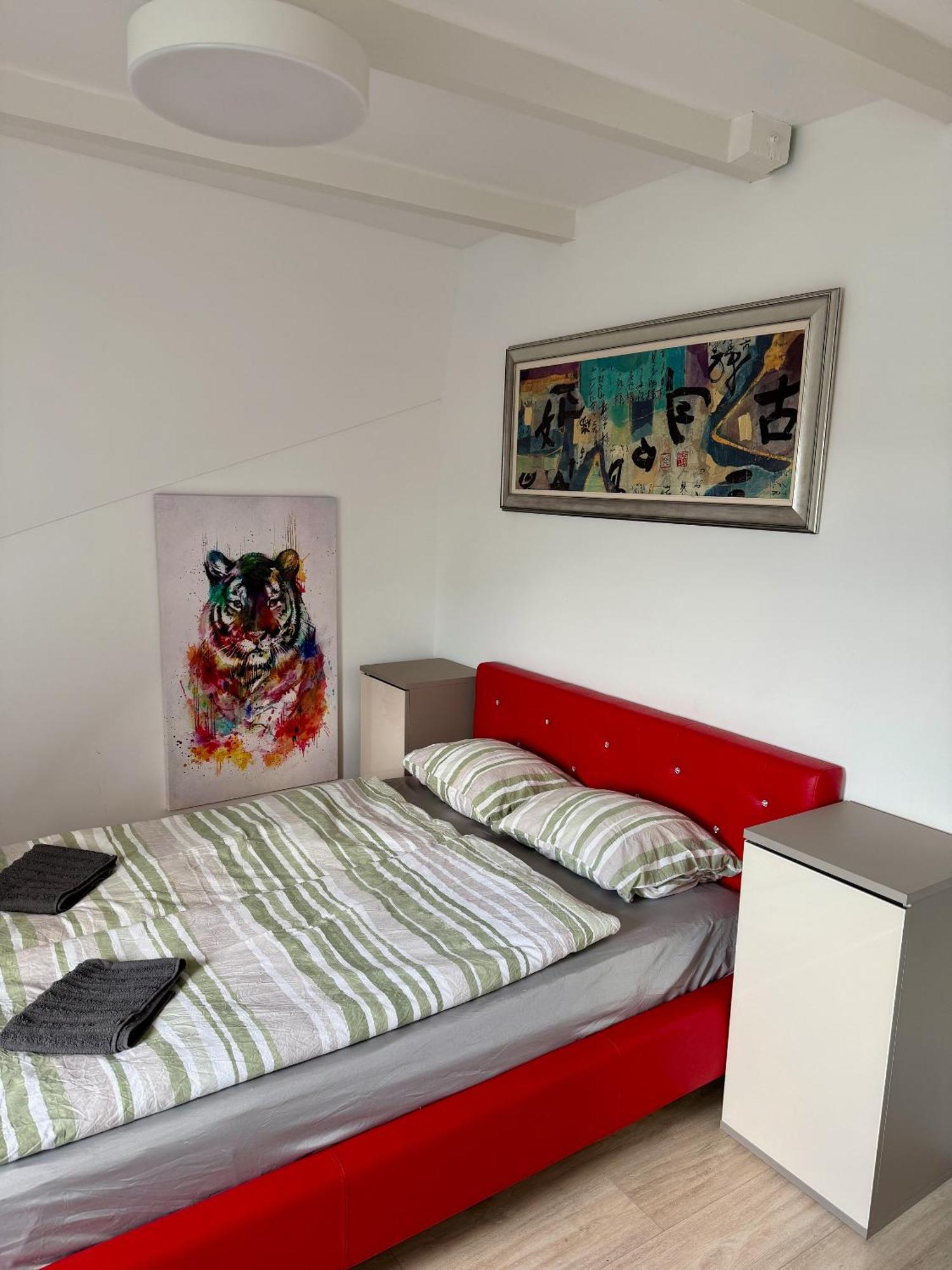 R77 Apartment Downtown - Penthouse 부다페스트 외부 사진